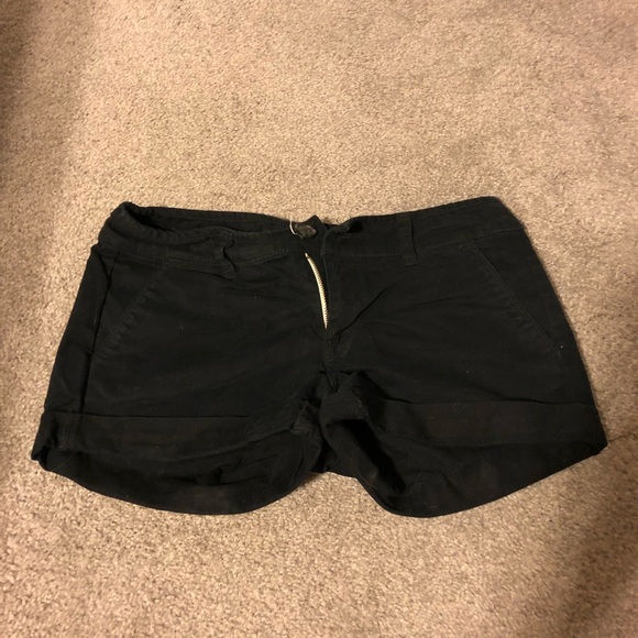American Eagle shorts size 2 black - Picture 1 of 4